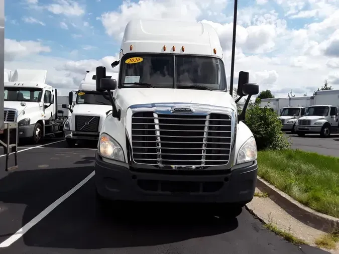 2020 FREIGHTLINER CASCADIA 125