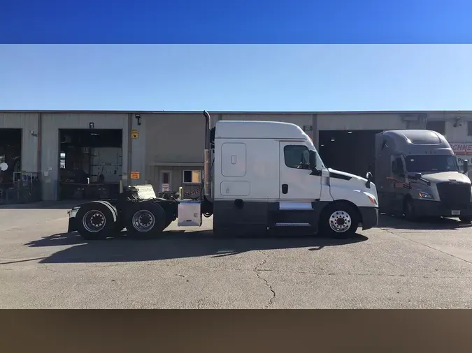 2022 Freightliner Cascadia 126be88381e83c8609162ed5ae5f8693995
