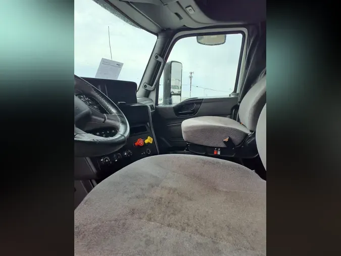 2019 NAVISTAR INTERNATIONAL LT625 SLPR CAB