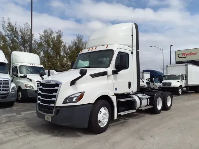 2020 FREIGHTLINER NEW CASCADIA PX12664be8d174e7815dfa72f4adc3c900d2e6b