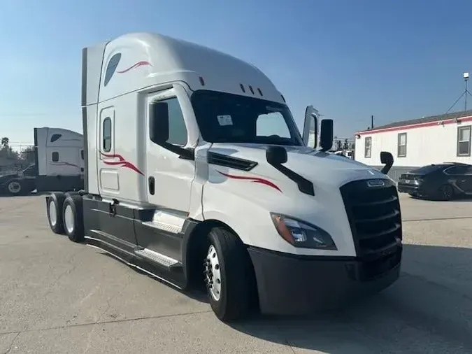 2021 Freightliner Cascadia