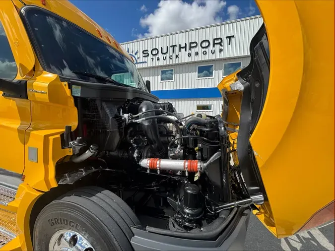 2022 Freightliner Cascadia 126be8f55493068b331d34e9c7546c04fab