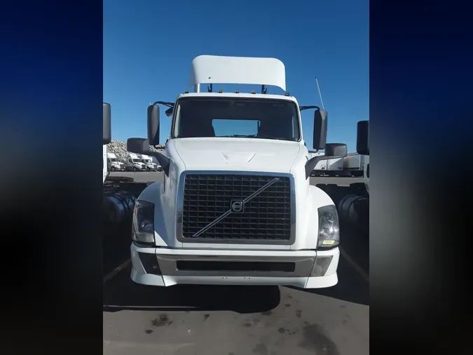 2016 VOLVO VNL42TRACTOR