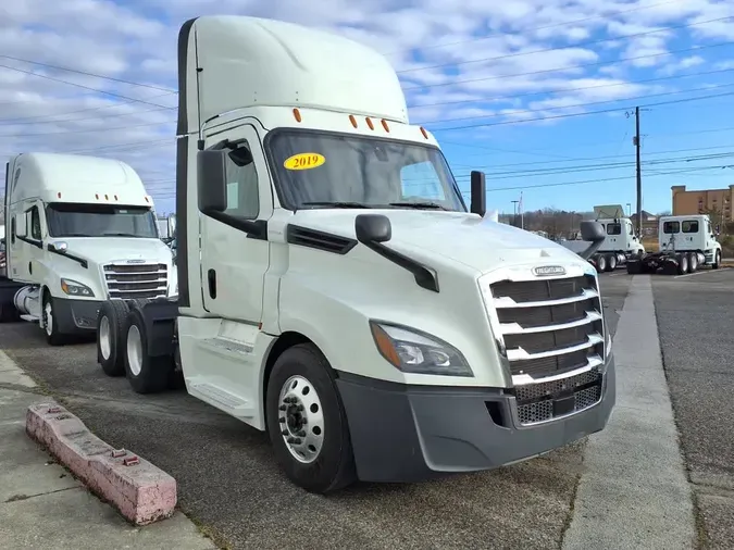 2019 FREIGHTLINER/MERCEDES NEW CASCADIA PX12664be942a1dcbde9d26e0f261071201bd15