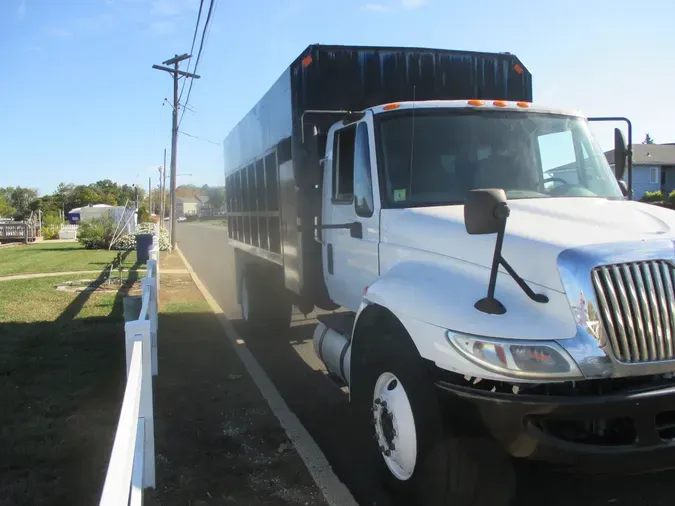 2012 INTERNATIONAL 4300