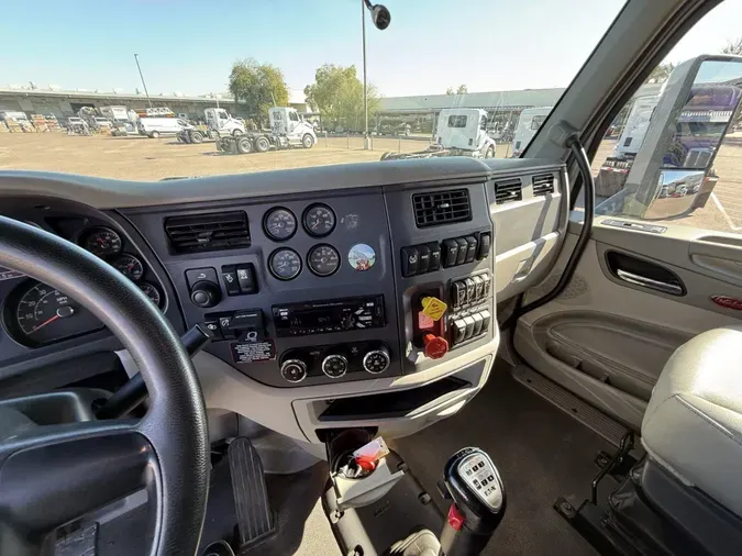 2021 Peterbilt 567be972ce48350f81775bd983fa668bae4