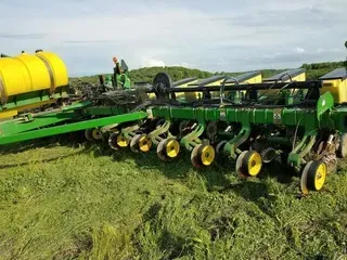 2013 John Deere 1770NT