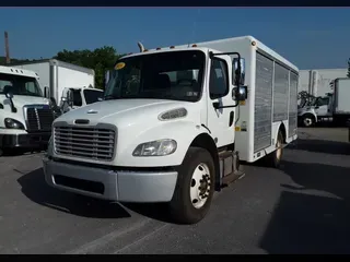 2016 FREIGHTLINER M2 106