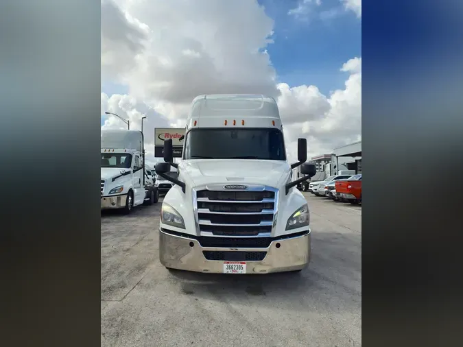 2020 FREIGHTLINER/MERCEDES NEW CASCADIA PX12664
