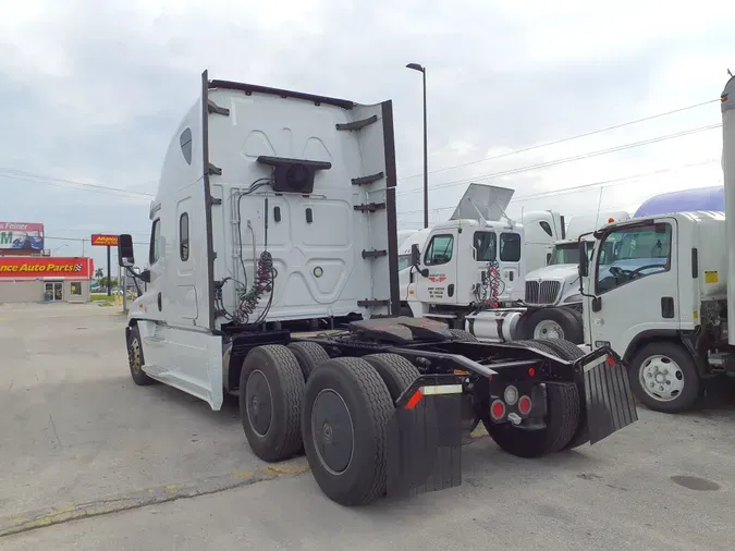 2019 FREIGHTLINER/MERCEDES CASCADIA 125