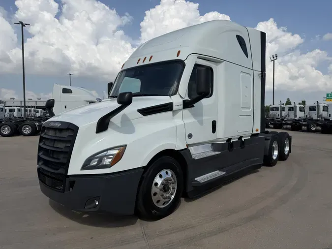 2021 Freightliner Cascadia