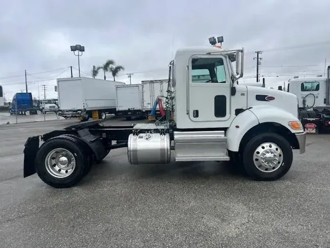 2018 Peterbilt 337