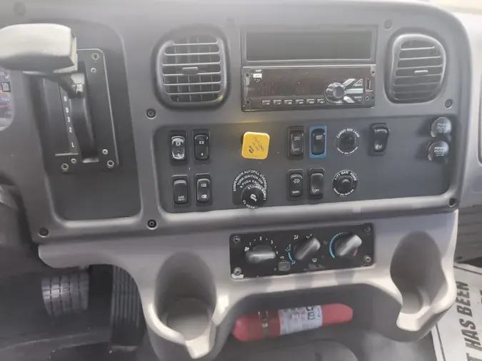 2019 FREIGHTLINER/MERCEDES M2 106bea8caf8a0efb69332d7c9242ce68d23