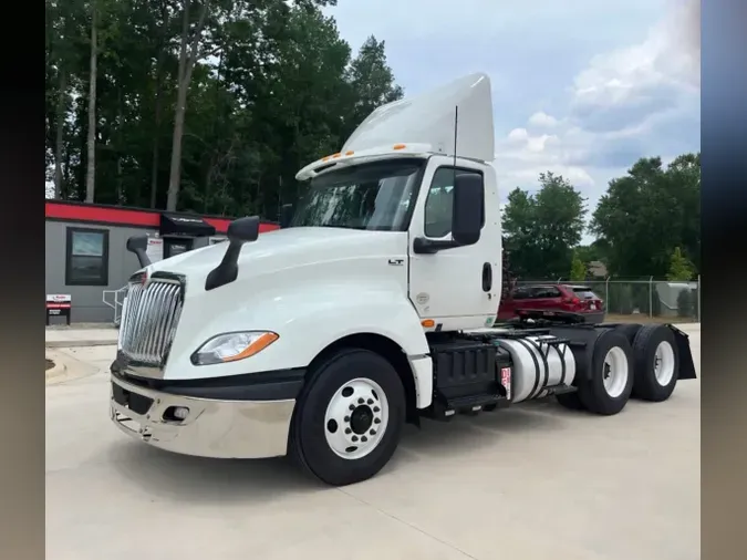 2019 NAVISTAR INTERNATIONAL LT625 DAYCAB T/Abea99116866451438fac9d675a96a110