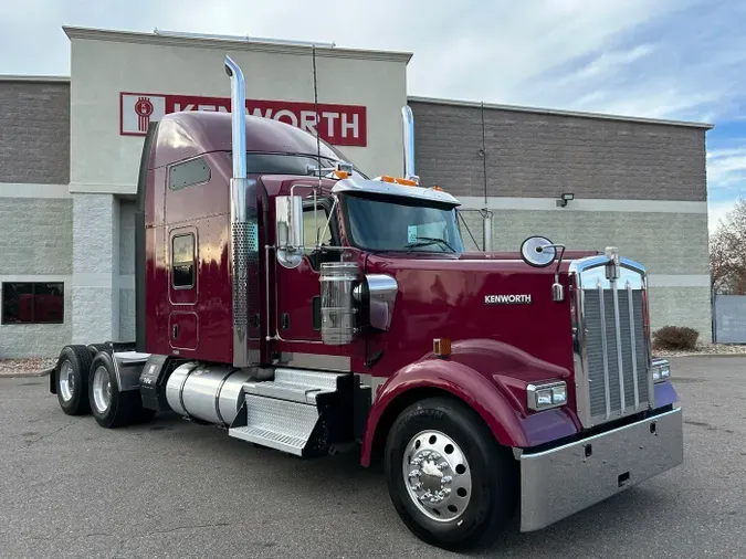 2021 Kenworth W900Lbeab2e8038df30a6fade9c2ceb15fdde
