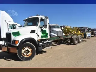 2006 MACK GRANITE CV713