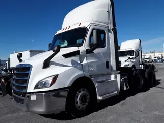 2020 FREIGHTLINER/MERCEDES NEW CASCADIA 116