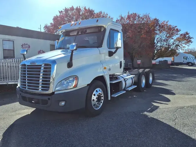 2018 FREIGHTLINER/MERCEDES CASCADIA 125beb0e05b12b9abcc29cf4514167cc79e