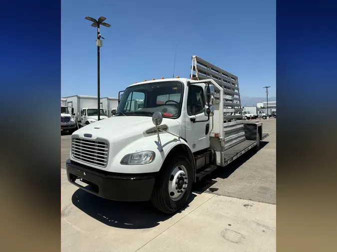 2016 FREIGHTLINER M2 106