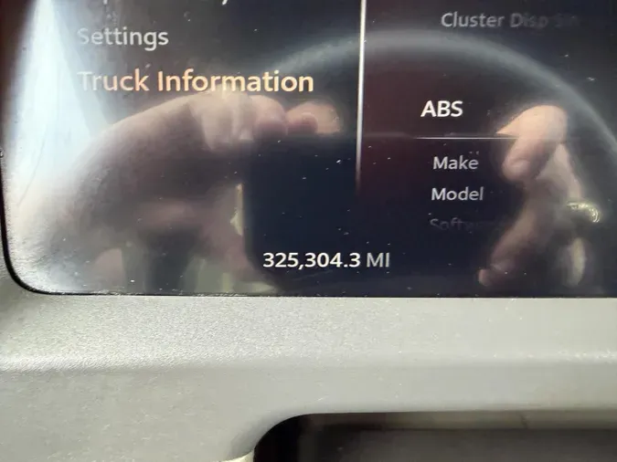 2022 Peterbilt 579beb351c45a00f7cff477389e52e7c3ae