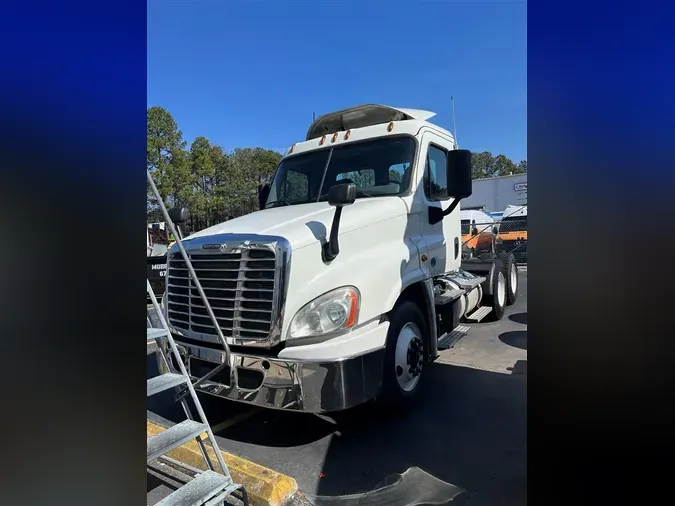 2016 FREIGHTLINER/MERCEDES CASCADIA 125beb6b352e8637dc10b026918858561c9