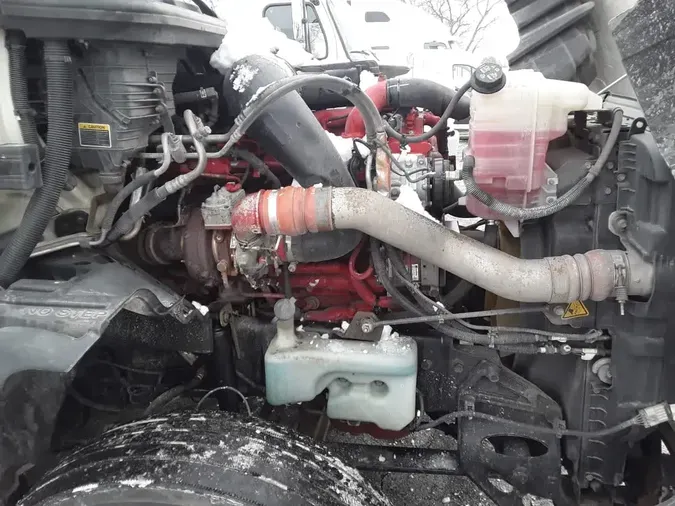 2019 NAVISTAR INTERNATIONAL LT625 SLPR CAB