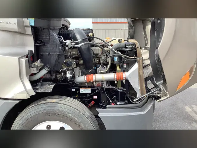 2022 Freightliner Cascadia 126