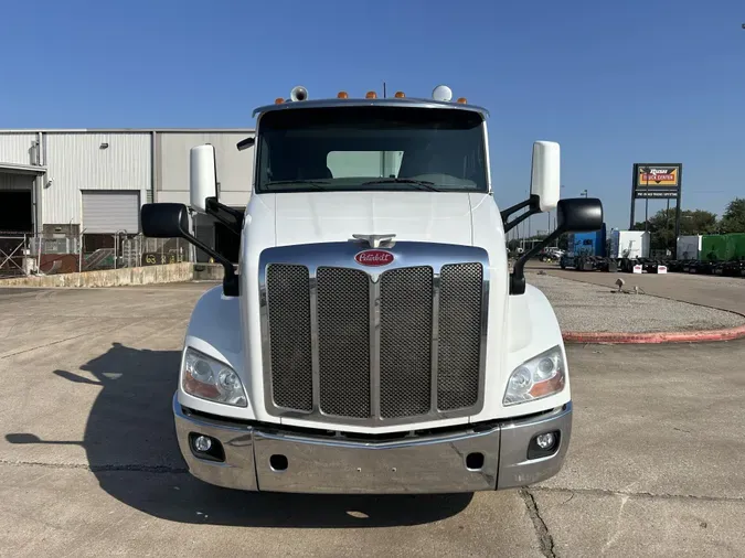 2015 Peterbilt 579