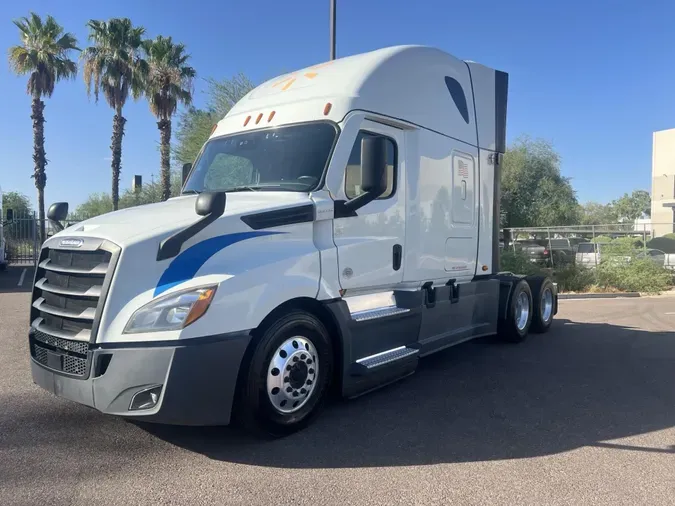 2020 Freightliner Cascadia