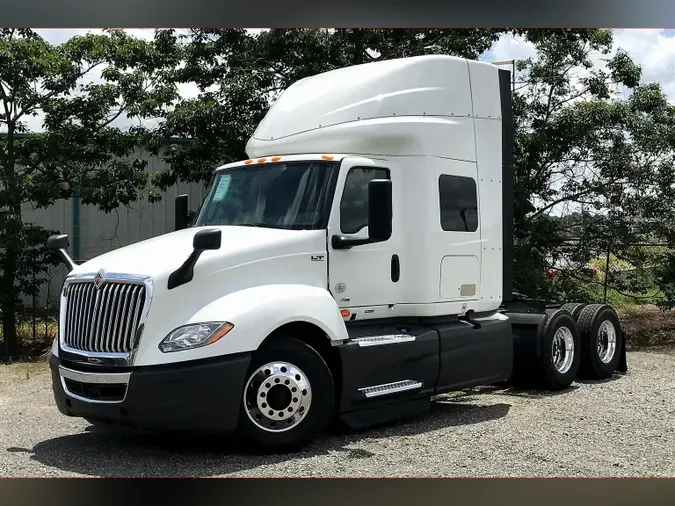 2022 INT LT625 6x4