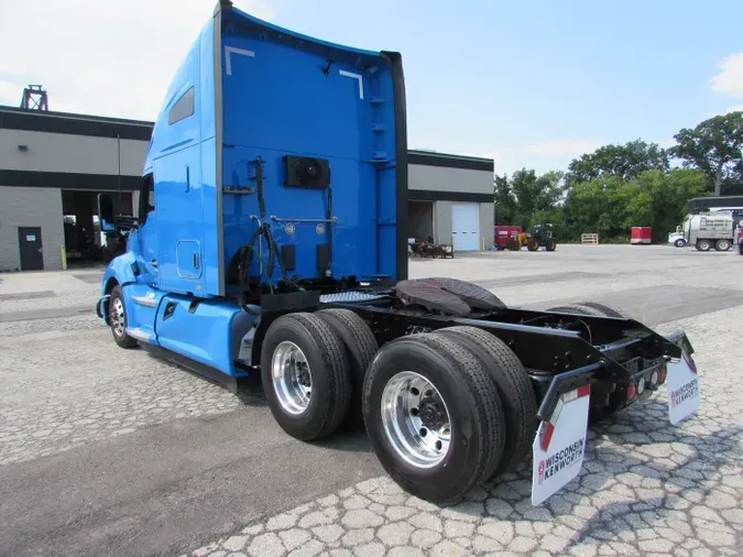 2022 Kenworth T680