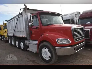 2013 FREIGHTLINER BUSINESS CLASS M2 112