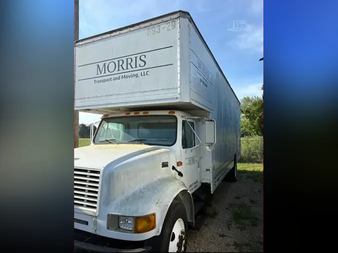 2001 INTERNATIONAL 4900