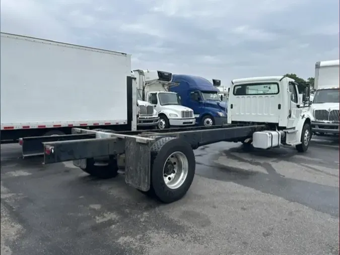2020 FREIGHTLINER/MERCEDES M2 106