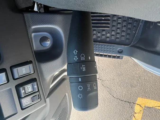 2025 ISUZU GAS NPRGASHDbed5117977f48bf12415346823532101