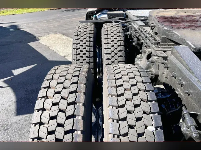2021 INT LT625 6x4