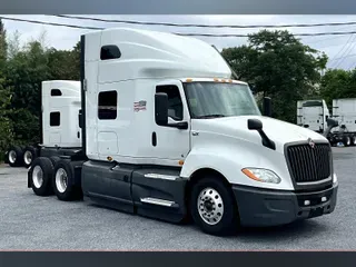 2021 INT LT625 6x4