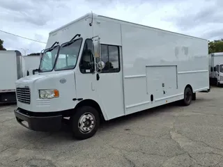 2017 FRTLR CUSTOM CHASSIS CORP MT-55 WALK-IN