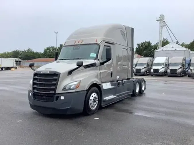 2023 Freightliner Cascadia