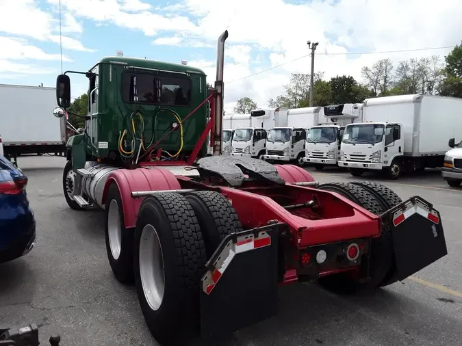 2018 MACK TRUCKS, INC. CHU613
