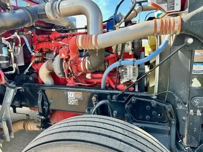 2021 Peterbilt 389