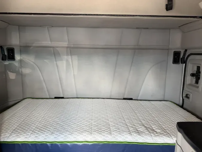 2022 Peterbilt 579bee060fda31ad58b2a19be7599b14750