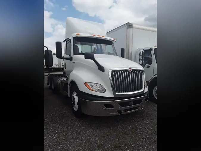 2019 NAVISTAR INTERNATIONAL LT625 DAYCAB T/Abee507b0dc6e6ef4b0da751b01dfb57b