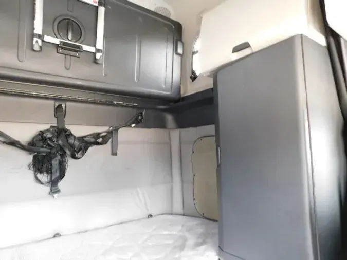2020 Freightliner New Cascadia 126