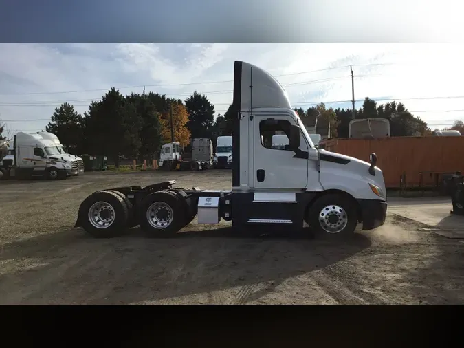 2019 Freightliner Cascadia