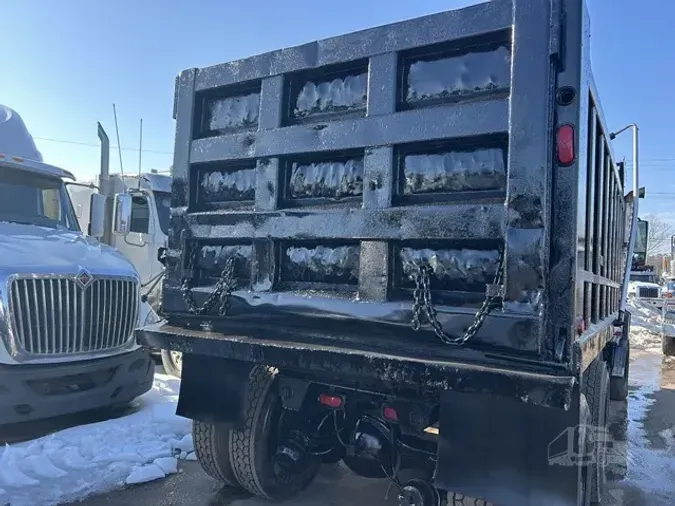 2003 VOLVO VHD104F300