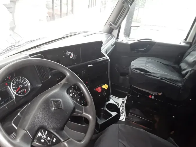 2020 NAVISTAR INTERNATIONAL LT625 SLPR CAB