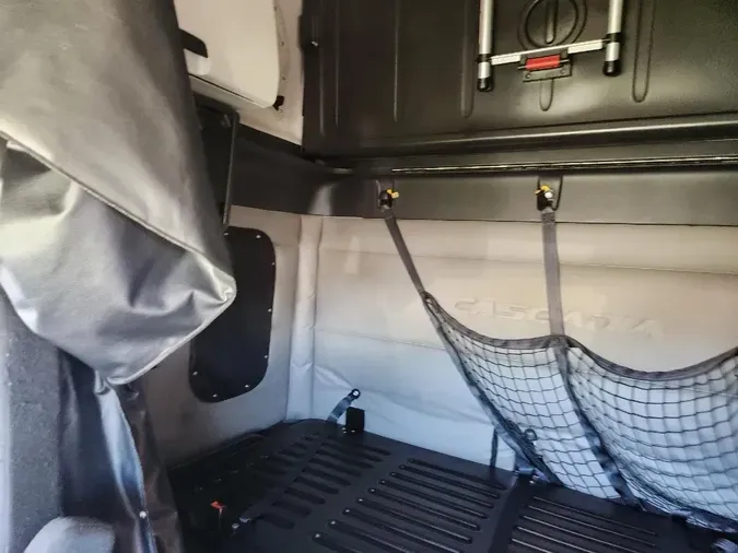 2021 FREIGHTLINER Cascadia 126