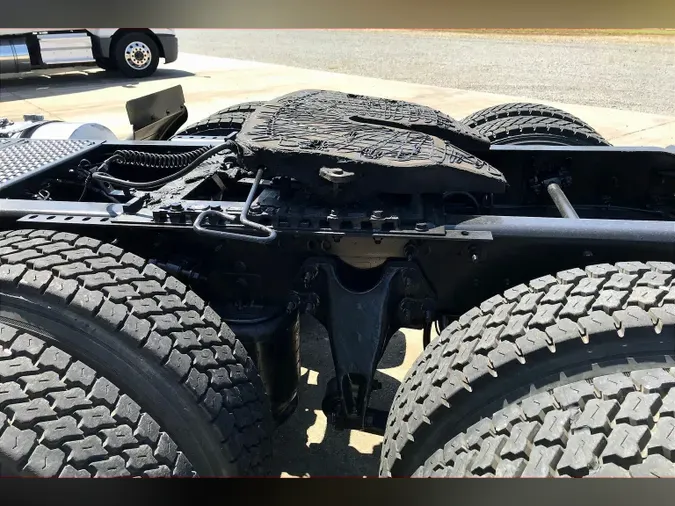 2019 INT LT625 6x4