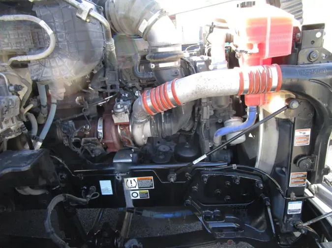 2021 Peterbilt 579beed71e9ab49eb5c4caa130e9b329884